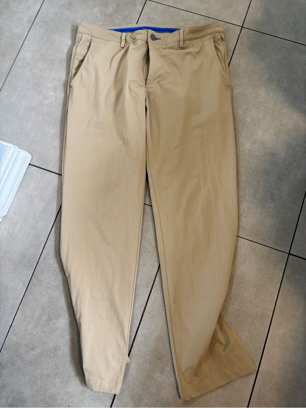 Twillory Men's Classic Khaki Pants -  Straight Fit performance golf pants 34/32